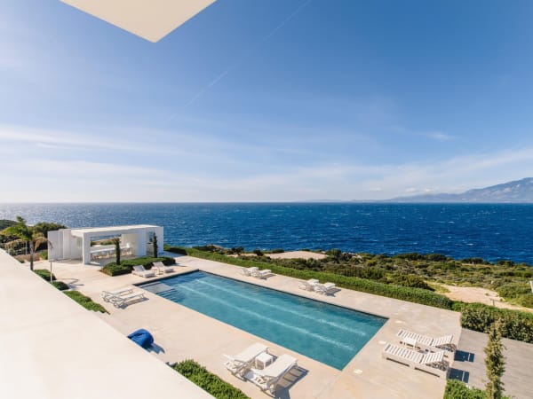 At 17m long, the pool is perfect for keen swimmers.